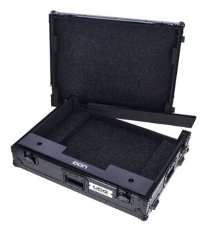 Denon DJ Prime 4+ Bundle - 2