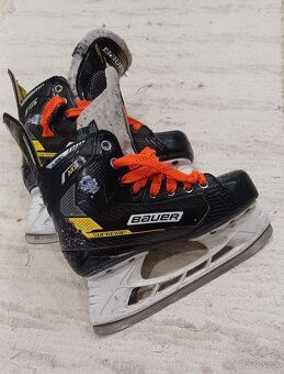 Hokejové korčule Bauer Supreme M3 - 2