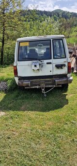 Isuzu Trooper - 2