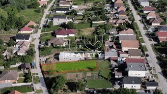 Na predaj stavebný pozemok Alekšince 776m2 - 2