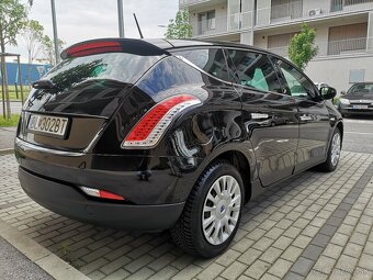 Lancia Delta III 2011 1.4T, 88kw, ako nové kúpené v SR - 2