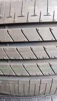 215/45 R18 letné pneumatiky - 2