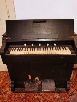 Starožitný klavír - 2