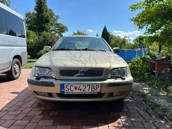 Predam auto Volvo S40 - 2001 - 2.0l benzin - 277km - manual - 2