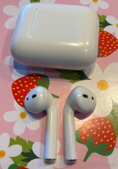 🎧 Predám Apple AirPods (1. generácia) s nabíjacím puzdrom – - 2