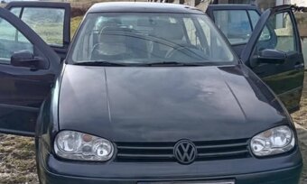 Ponúkam na predaj volkswagen golf 4 1.6 74 kw automat - 2