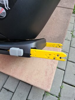 Predám autosedačku Maxi-cosi Fodifix Airprotect - 2