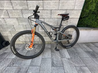 CUBE AMS 100 C:68 - 2