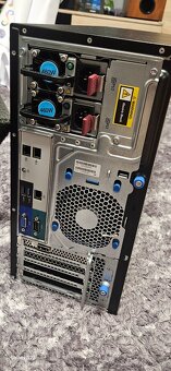 HP Proliant ML310e Gen8 v2 - 2