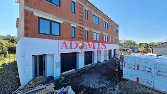 ADOMIS - predám exkluzívny 4-izbový tehlový dom 220m2,garáž, - 2