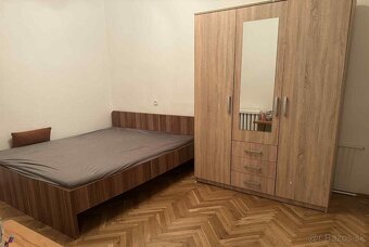 Na prenájom zariadený 3 izbový byt v dome, Slovenský Grob. - 2