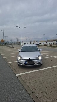 Opel Astra Statio Wagon - 2