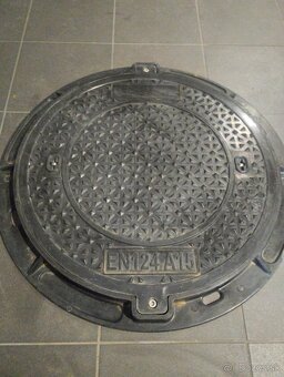 Kanalizačný poklop - 2