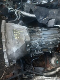 Jaguar s type 2.7d 152kw manual - 2