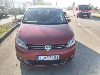 Volkswagen Touran 2.0 TDI Highline - 2