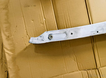 Porsche 996.2 - Zadná výstuha nárazníka - 2