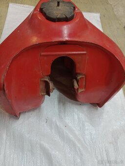 Honda xl 600 palivová nádrž - 2