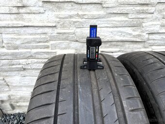 255/40 R19 Michelin letne - 2