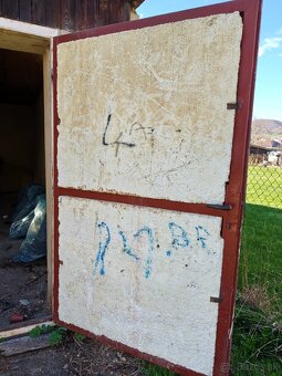 Garážová brána plechová - 2