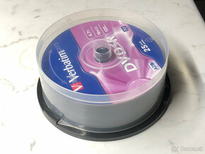 DVD a CD (NOVÉ) - 2
