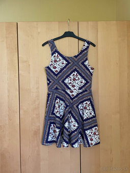letné nové šaty č.42 /XL H&M - 2