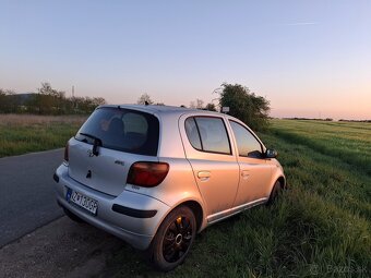 Toyotu Yaris - 2