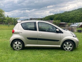 Toyota Aygo - 2