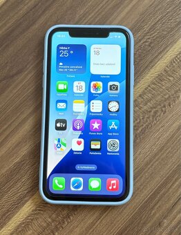 Apple iPhone XR - 2