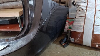 Predam nárazník na Opel Insigniu - 2