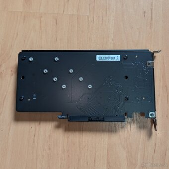 rozširujuca karta ASUS ROG HYPER M.2 - 2