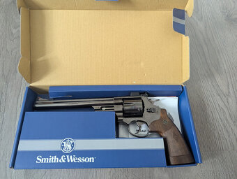 Smith & Wesson M29 8 3/8" airsoft CO2 revolver - 2