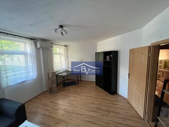 PREDAJ, ZÁHRADNÍCKA, RUŽINOV - 2 IZBOVÝ BYT - 2