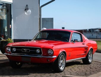 Ford Mustang Fastback 5.0 V8 , modelový rok 1967 - 2