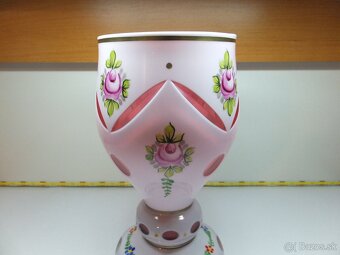 Přejímané sklo, krásný starožitný pohár-váza. - 2