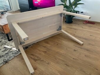 Jedálenský stôl a 2 stoličky - 2