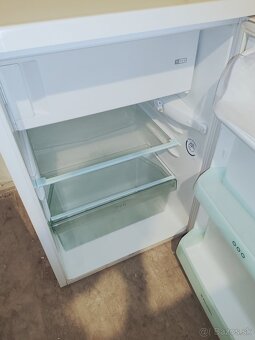 Predám chladničku Electrolux 85cm - 2