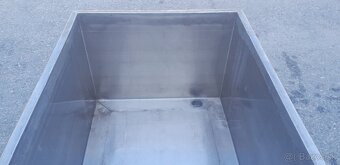 Predám potravinársku nerezovú nádobu / vaňu - 2