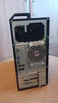 PC Lenovo ThinkStation E30 (Tower Workstation) - 2