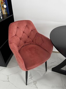 Stôl + štyri stoličky - 2