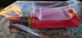 Predám náklaďáky minulej éry zn.deagostíny - 2