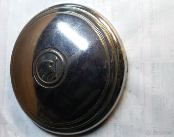 Originál puklice Škoda 100 - 2