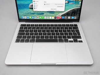 Predam Macbook Air M4/ 7 Cyklov - 2