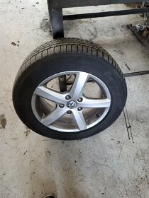 ORIGINAL VW TOUAREG 7P R18 5x130 255/55/18
- 2