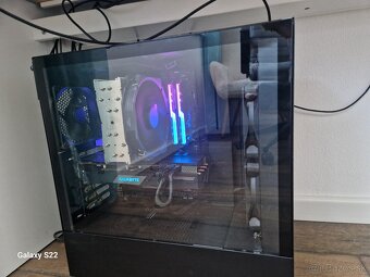 PC zostava komplet zo stolom - 2