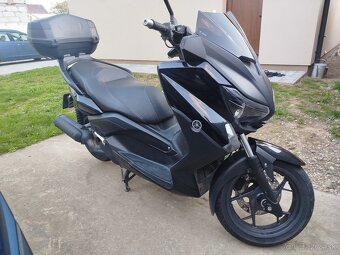 Yamaha x-max 125 - 2