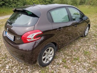 Peugeot 208 - 2