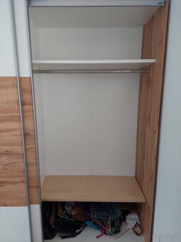 Šatníkova skriňa REZERVOVANE - 2