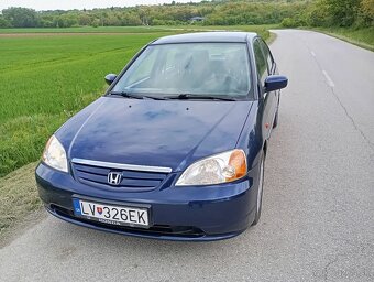 Predám Honda Civic 1.6 vtec Sedan Benzín - 2