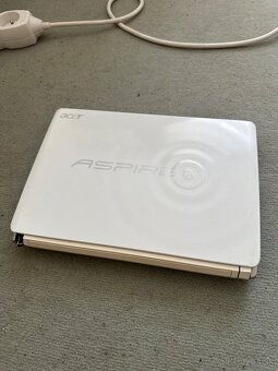 Acer Aspire One D257-1DWS - 2