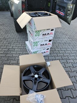 Originálne 20-palcové disky Land Rover.(nové) - 2